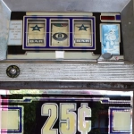 Интерфейс слот-игры Sweet Bonanza Super Scatter с фруктовой тематикой